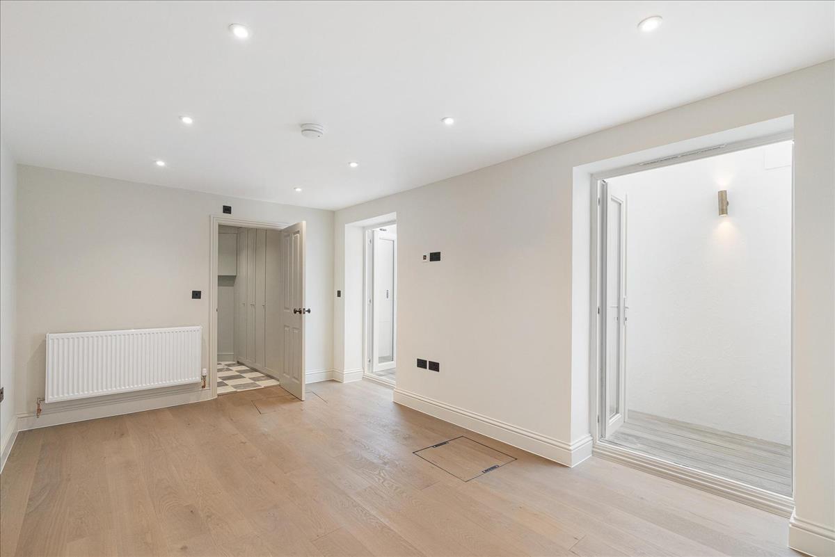 Property Image 9e41ae3d-e241-4804-bf86-c9776b1a00aa