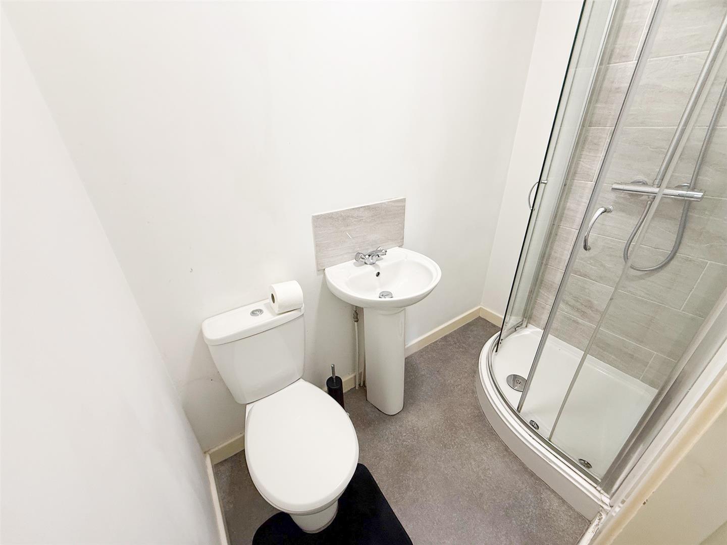 Property Image 9e421982-e5db-4a3f-83c1-16288ad99e3d