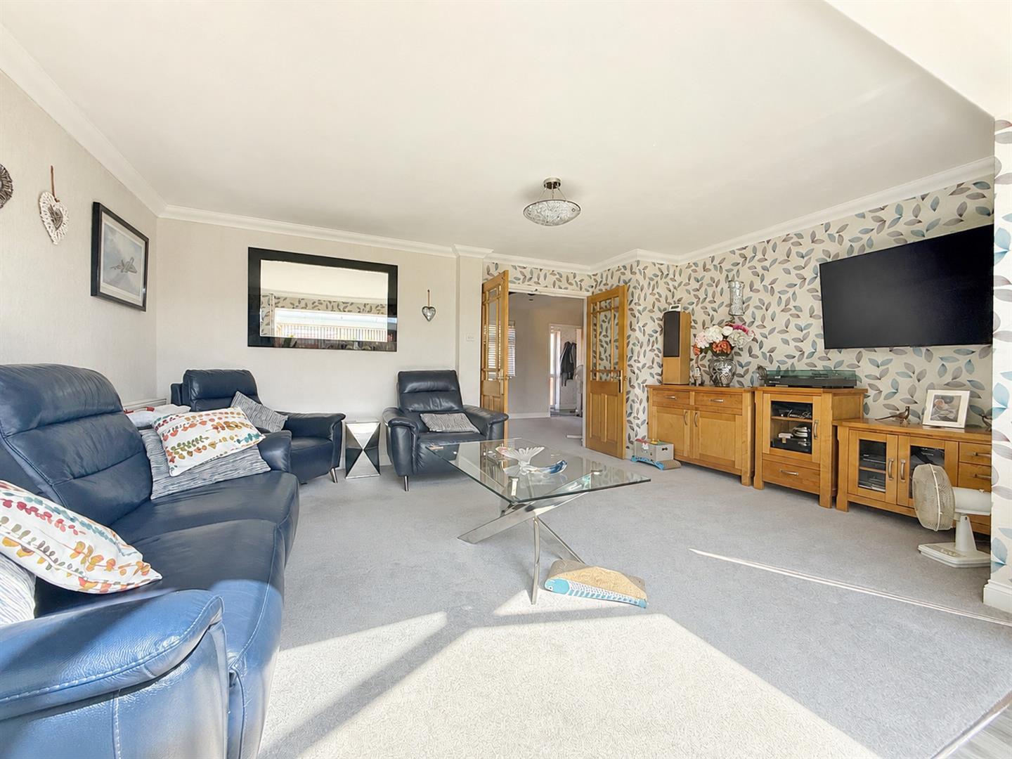 Property Image 9e435669-c747-4edf-96b8-761bb8538259