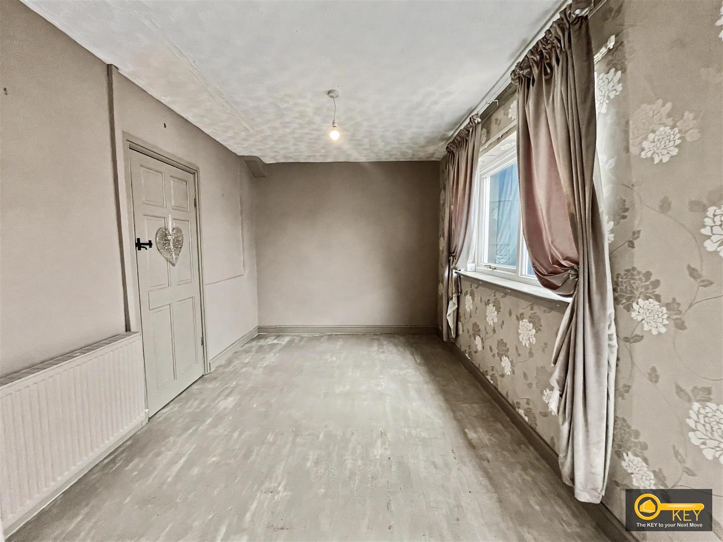Property Image 9e450be6-269f-40dc-972c-da67ca2cc31f
