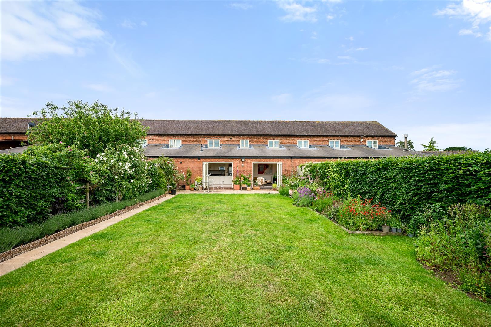 Property Image 9e483124-50ec-4ae8-b4a8-1e6345677c89