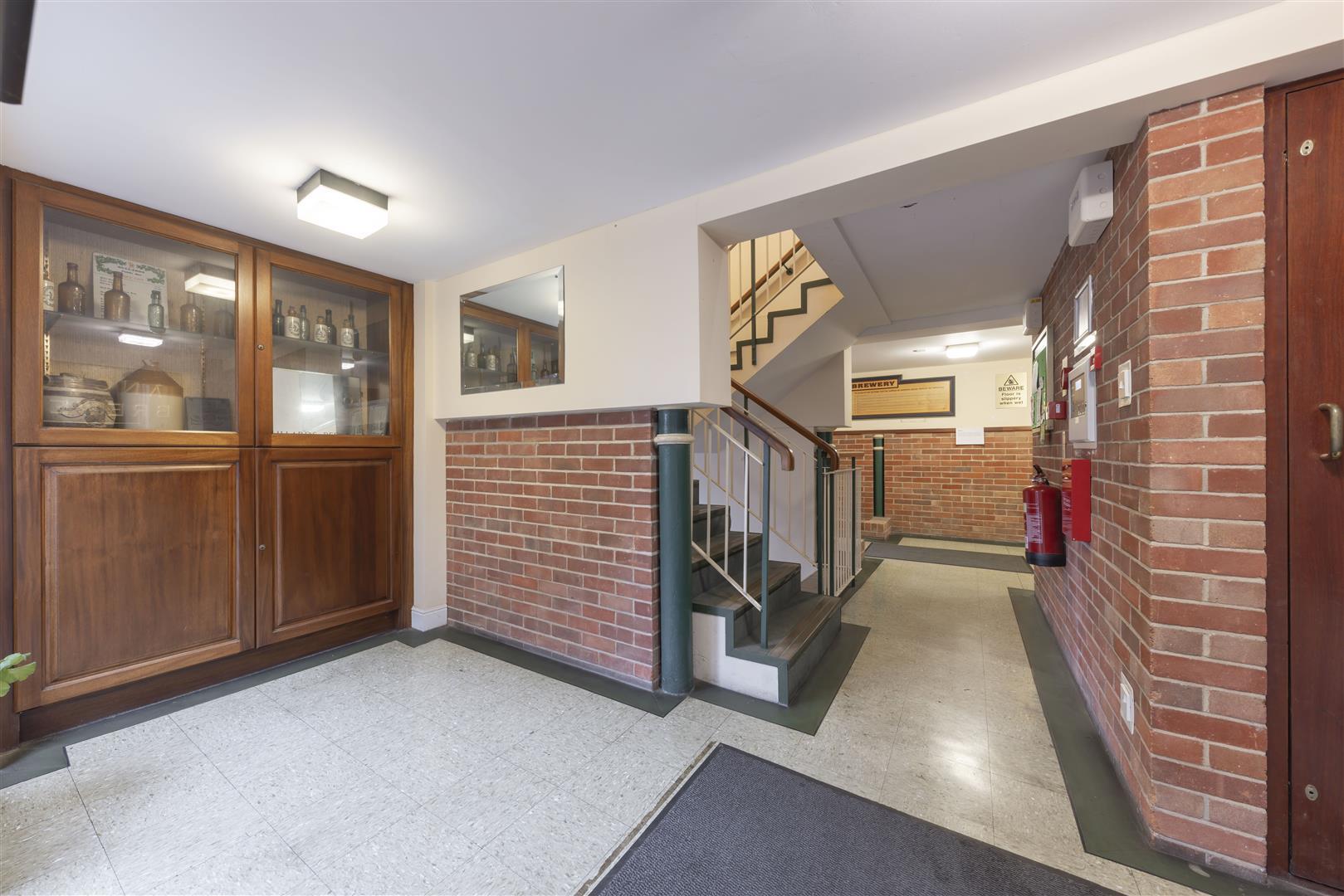 Property Image 9e496838-81aa-4ef3-9547-704de133c0b8