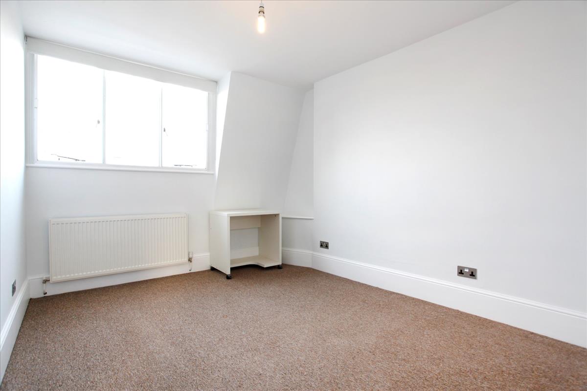 Property Image 9e4f6697-7f40-4ebc-857c-8406d21009c2