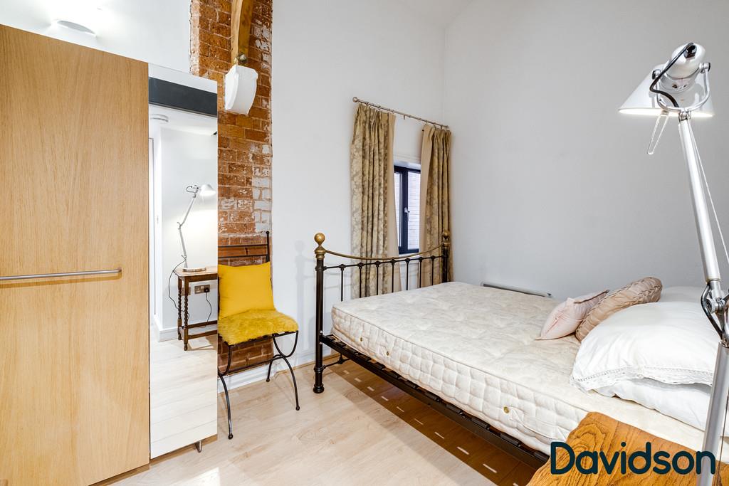 Property Image 9e549bd7-75b9-4dbd-97fc-e0d25a69cd3a
