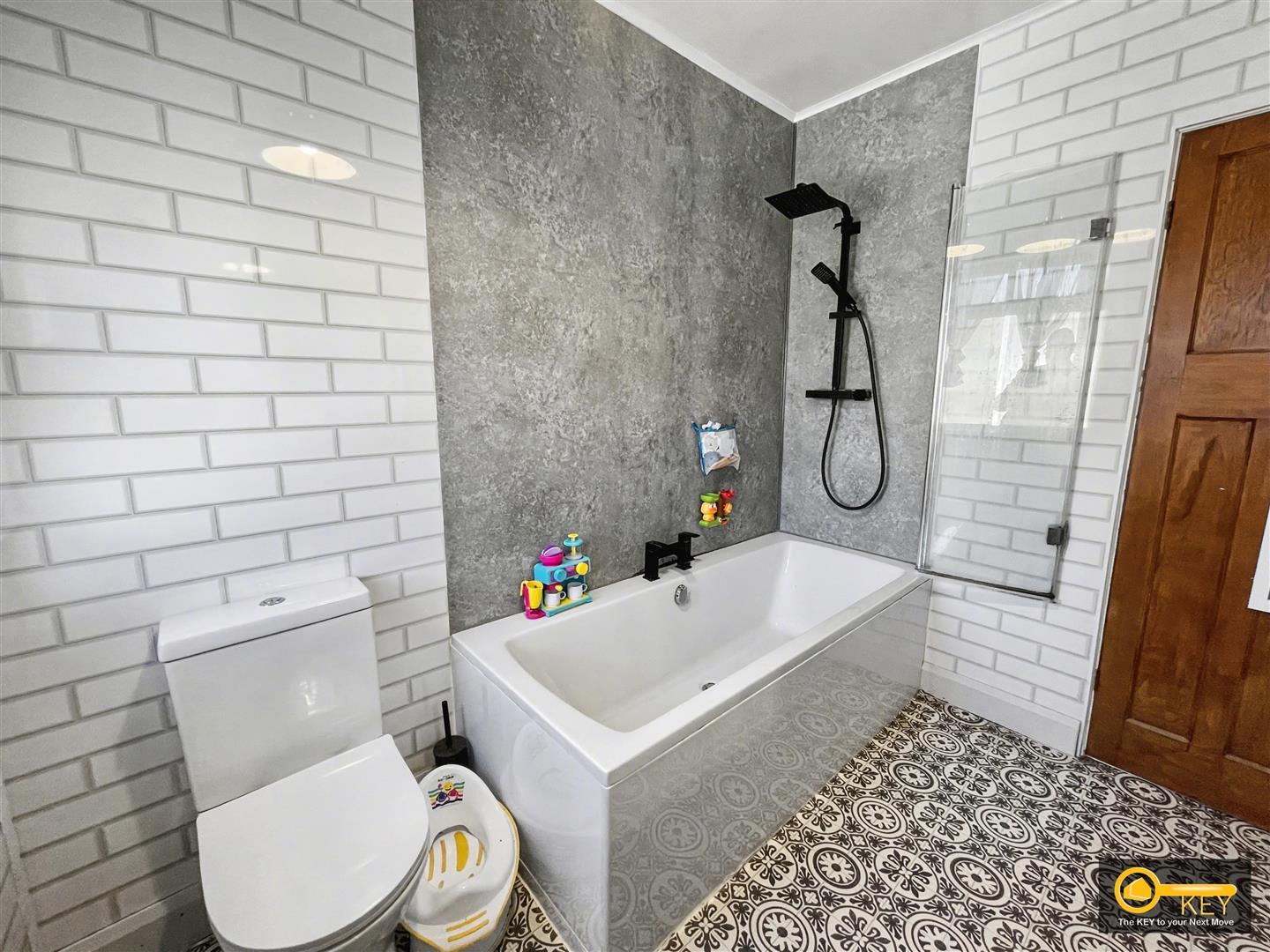 Property Image 9e55426f-933d-4d01-8793-c9fa23999d30