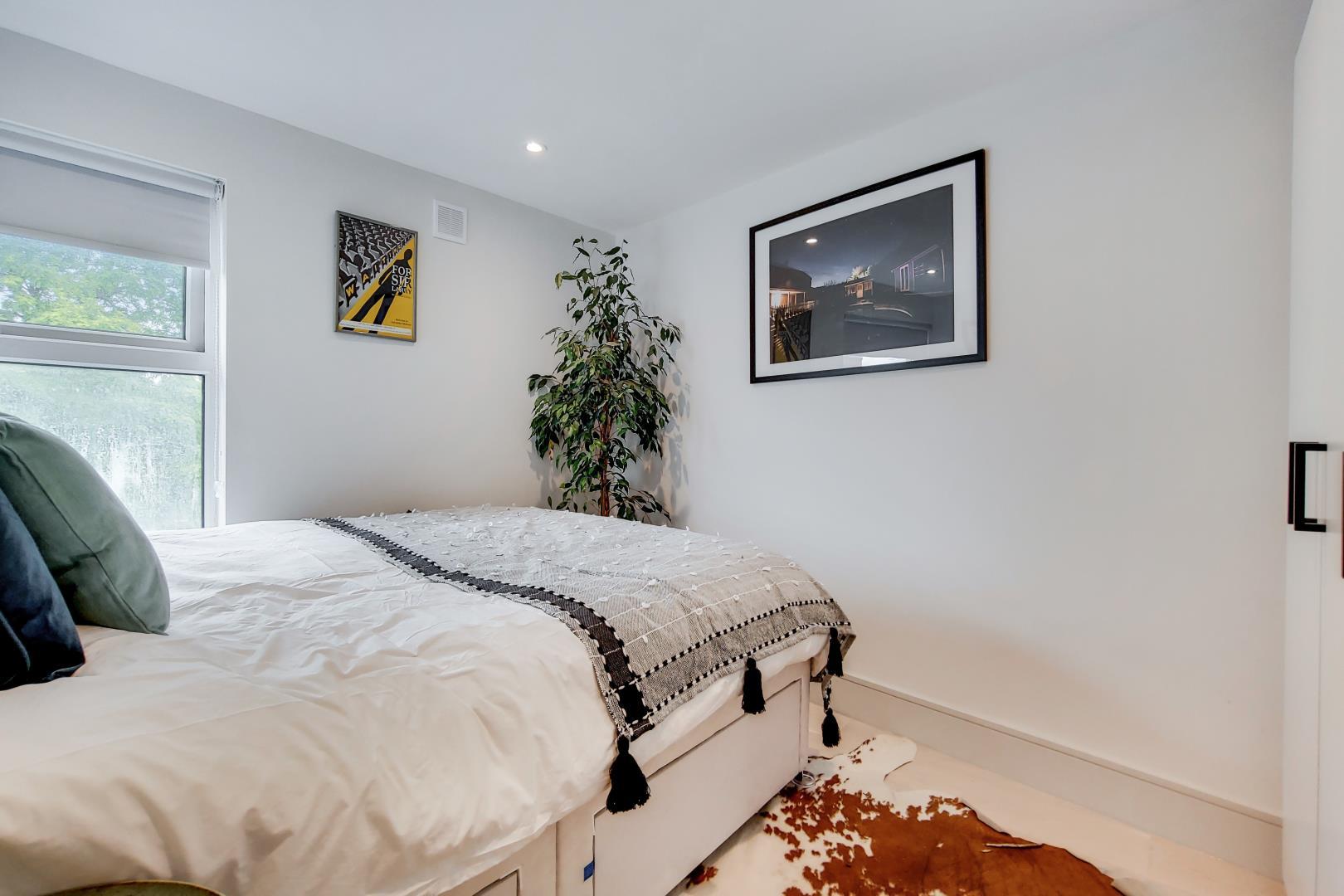 Property Image 9e5c2462-833b-4e12-927d-5007f3ff0f31