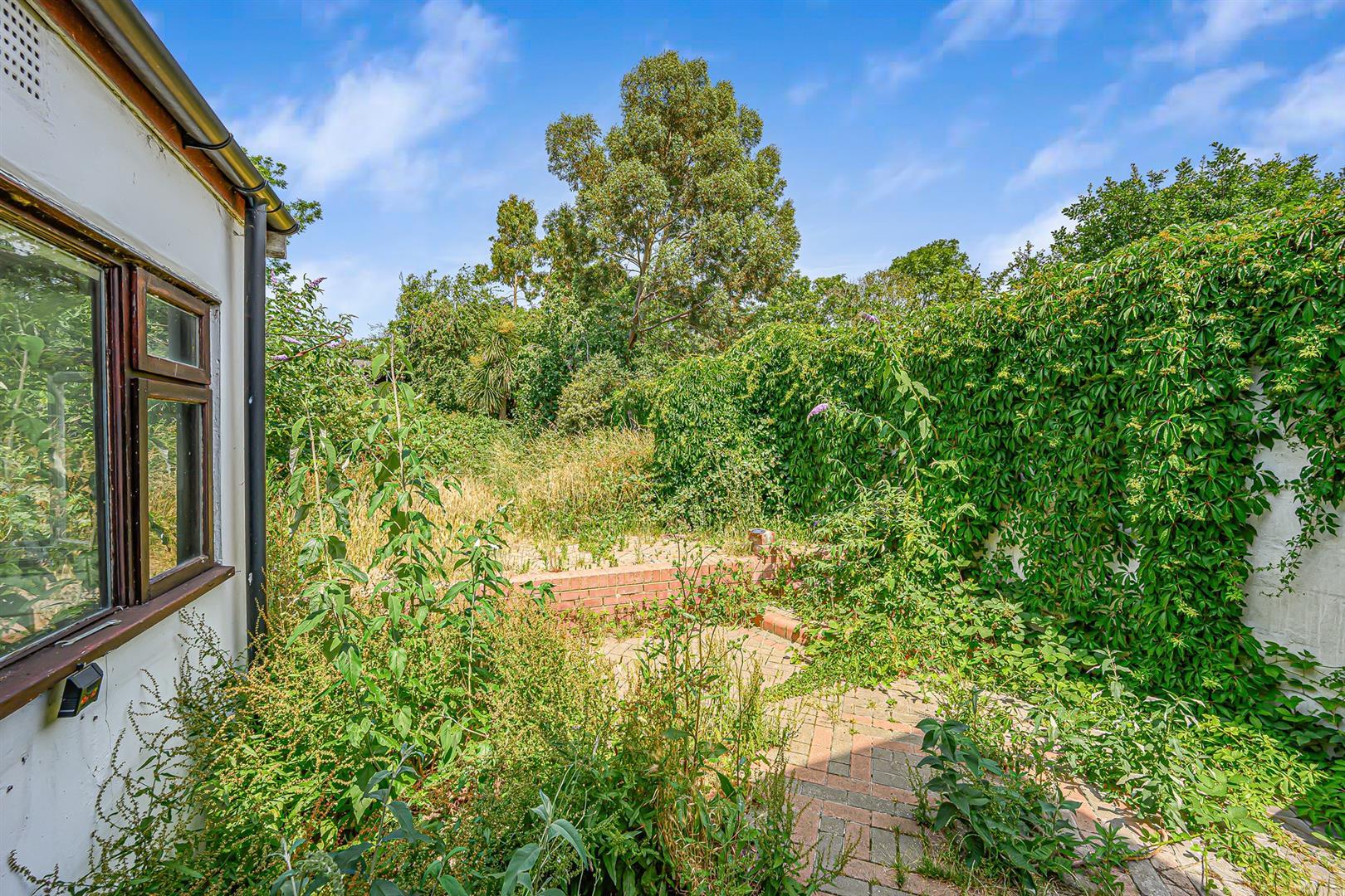 Property Image 9e76c8ed-51ea-45b7-9337-3cb57cfb96dd