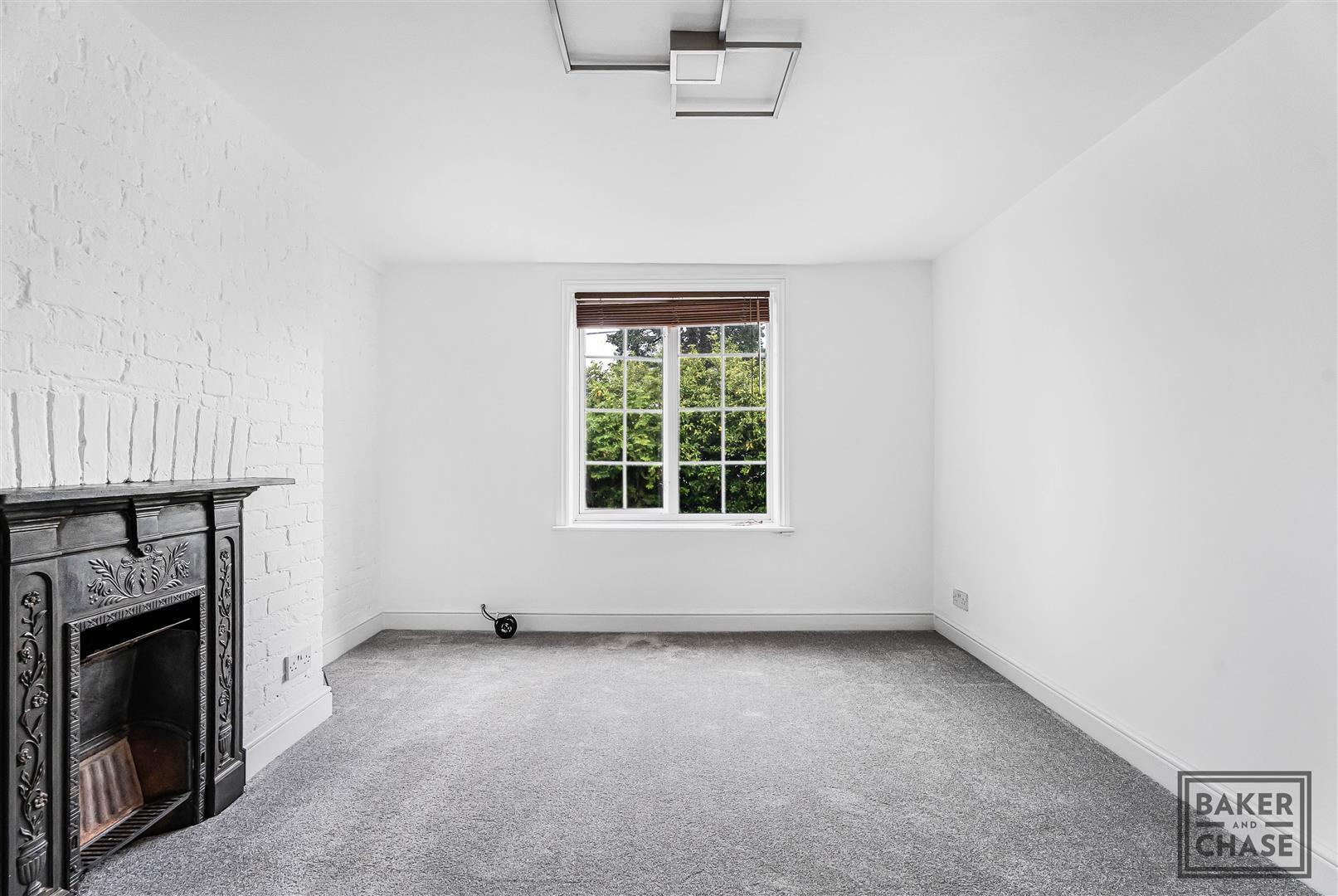 Property Image 9e79dde8-d1c8-49d2-8808-53efb8a1c7df