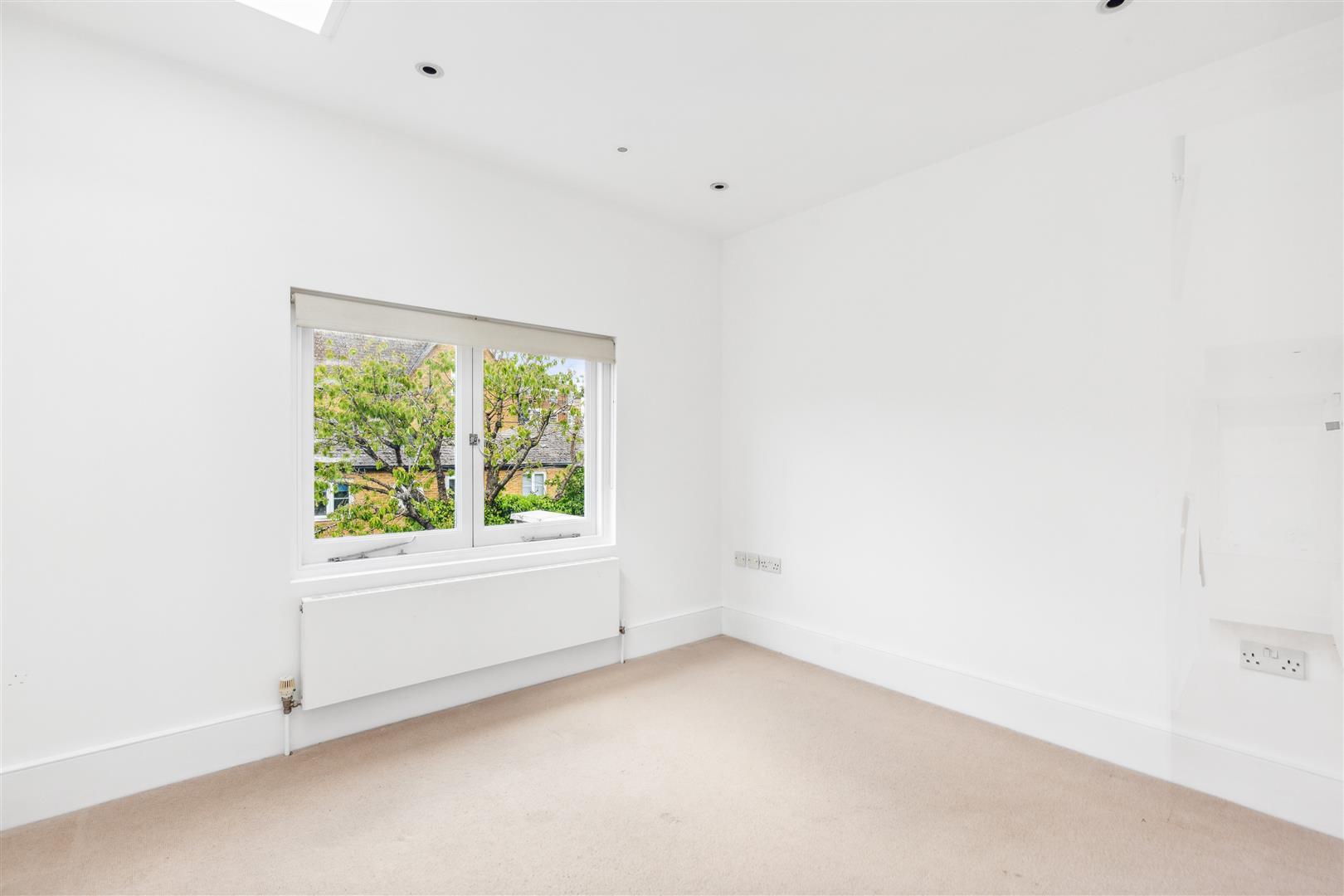 Property Image 9e7fbcc7-4375-49c5-872c-7056d67f763e