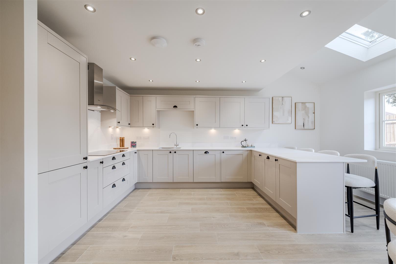 Property Image 9e813597-aba7-410f-8a88-351bd65f5d54