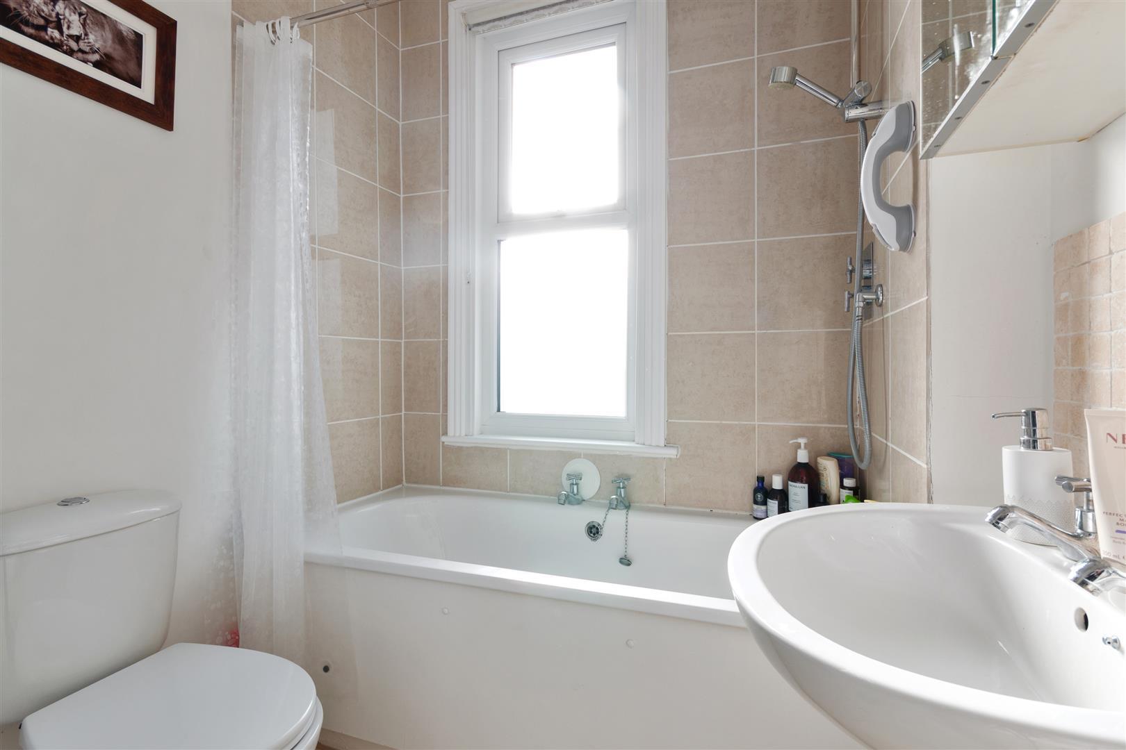 Property Image 9e967538-cb1f-4608-bd79-e9019a813ca1