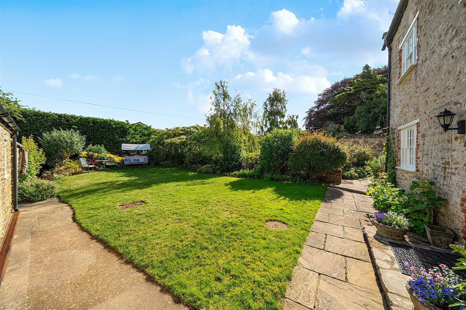 Property Image 9ea8f8aa-2b75-4976-8584-a0222de2e9ea