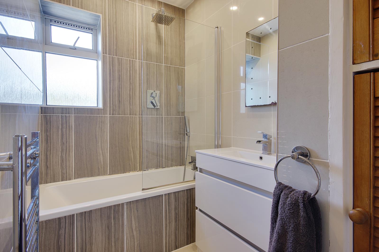 Property Image 9eaaa320-ee43-44a2-b524-9bd89b69ad63