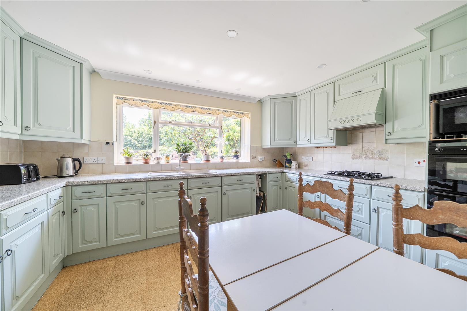 Property Image 9eb043bb-b20a-47b9-aa56-2e20f39ab14b