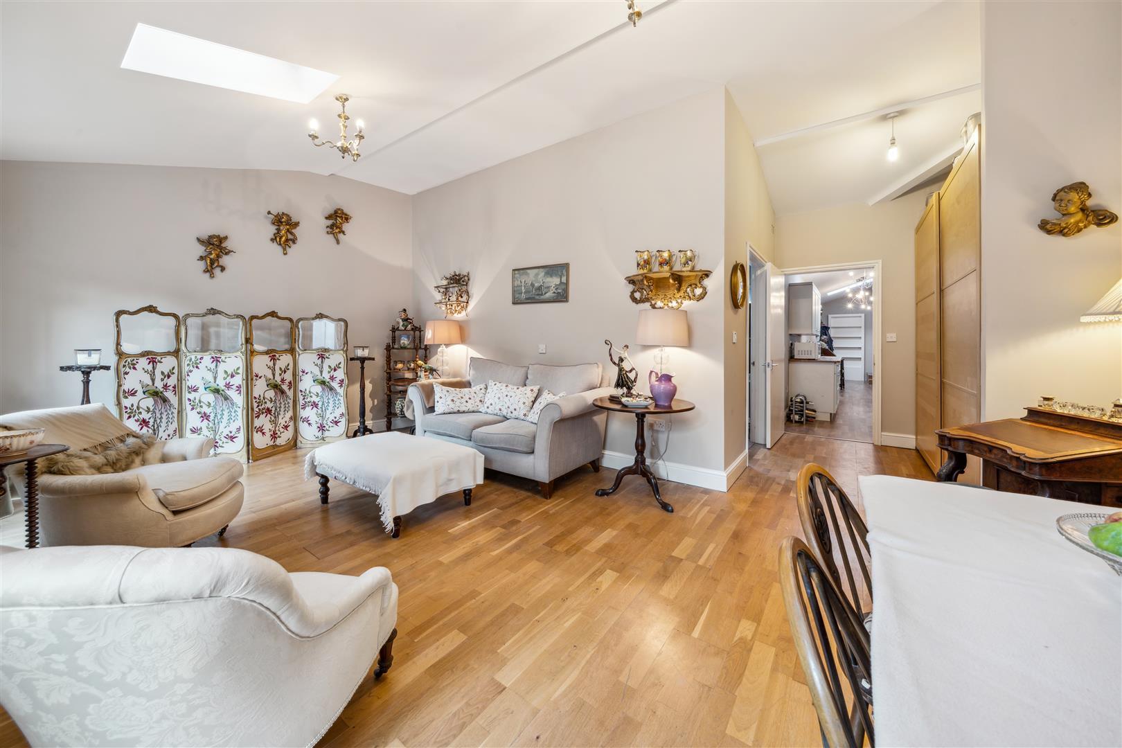 Property Image 9eb8cd89-f76a-4b35-9e18-df779ebae316