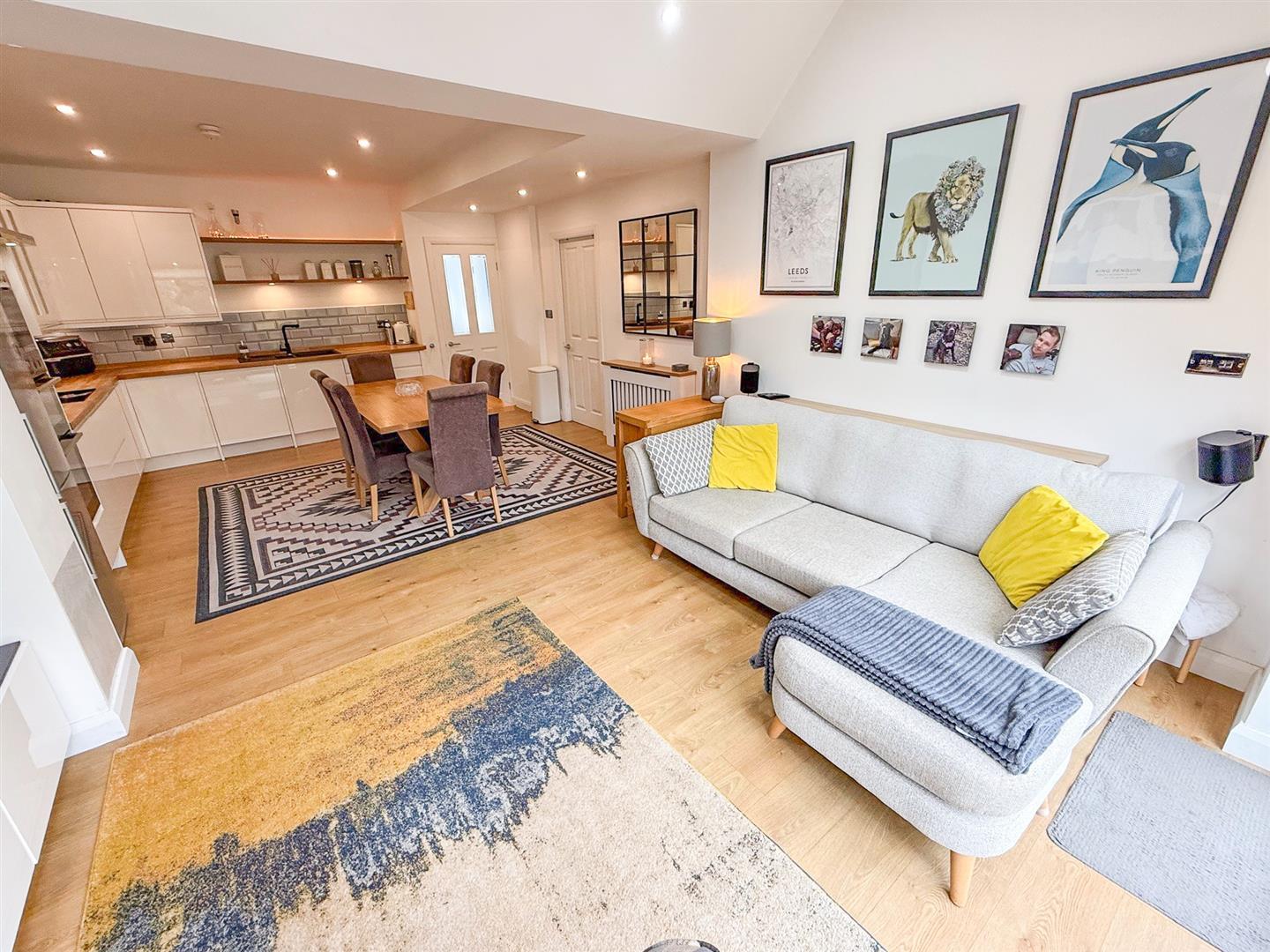 Property Image 9ebb5a32-e1b9-4c42-9046-0b478d2708cd