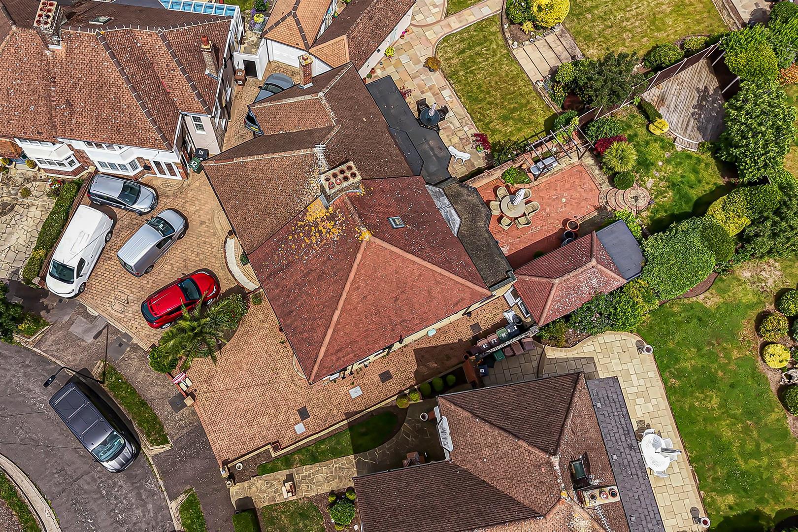 Property Image 9ec56915-3628-41c2-886c-051a3b56816e
