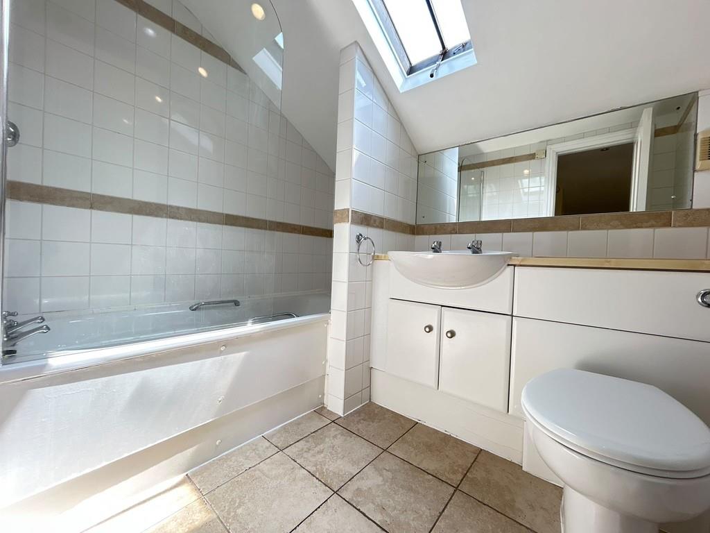 Property Image 9ed43055-5e52-45b3-96d8-97d2303886ec