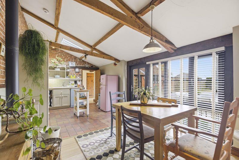 Property Image 9edab4f6-a982-411c-99bd-993c39b2f74a