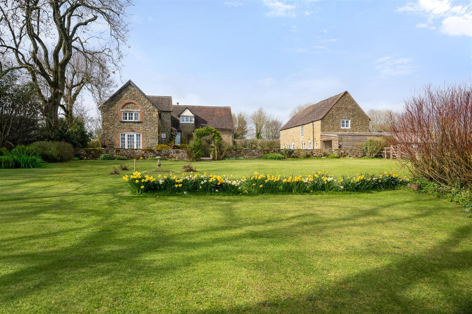 Property Image 9ee00294-b369-435c-910d-2d74fe261293