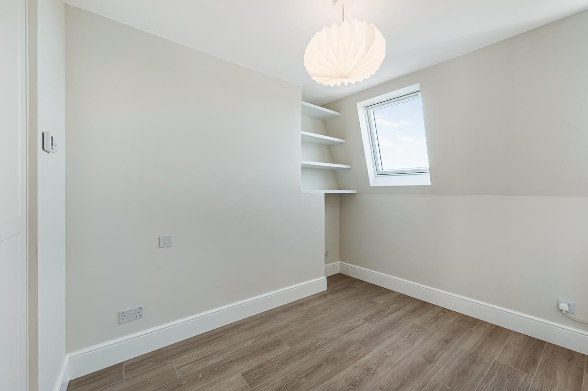 Property Image 9ee5b1e0-8073-4fb0-ab66-4be0ab38f4cf