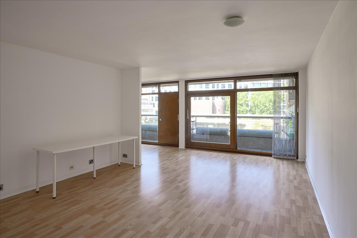 Property Image 9eee676f-cd25-4d1d-95d6-04cf5085fcb2