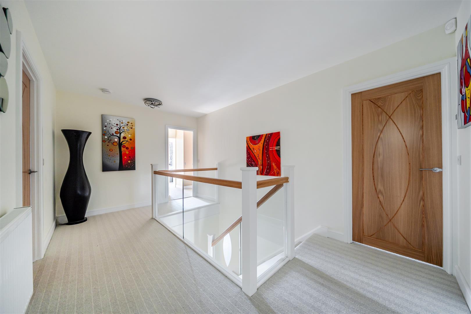Property Image 9eeecfd7-746a-43f8-af8c-00d7b7f21701