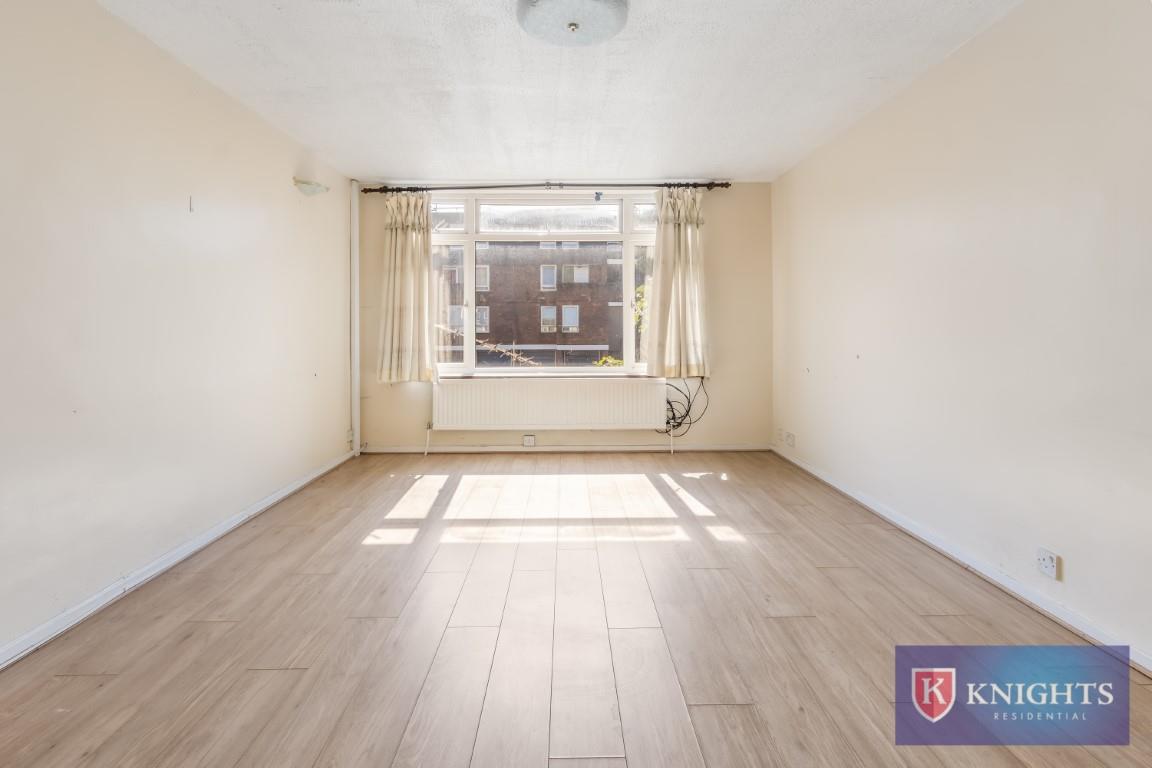 Property Image 9ef4af1c-f3f0-4652-91cc-01d191f61488