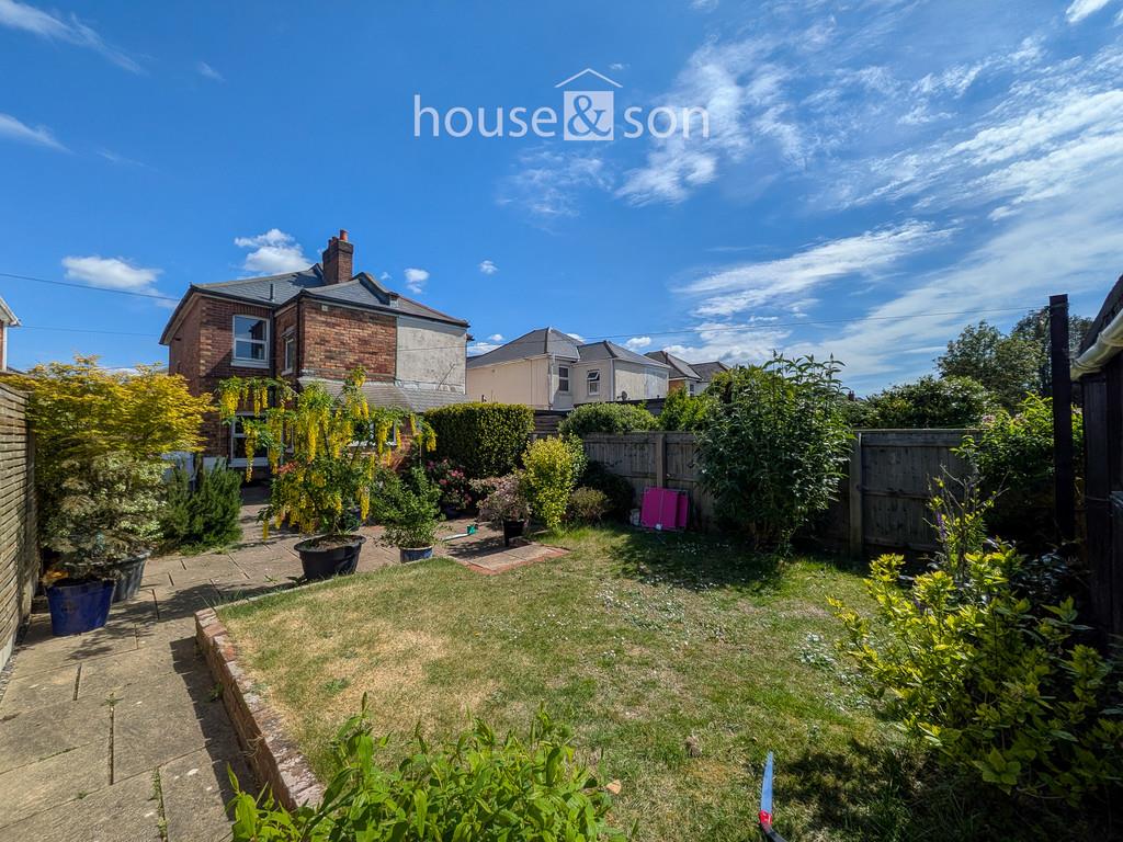 Property Image 9f061d5d-b45f-44a4-b423-4d3dfa85f972