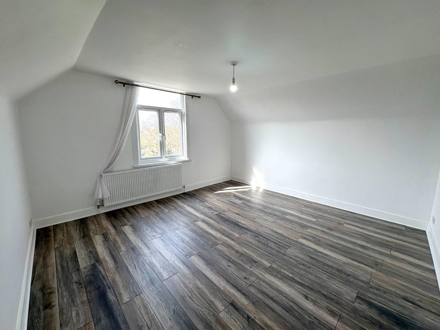 Property Image 9f0dcad4-5b13-420f-a8eb-3b8ad48de71b