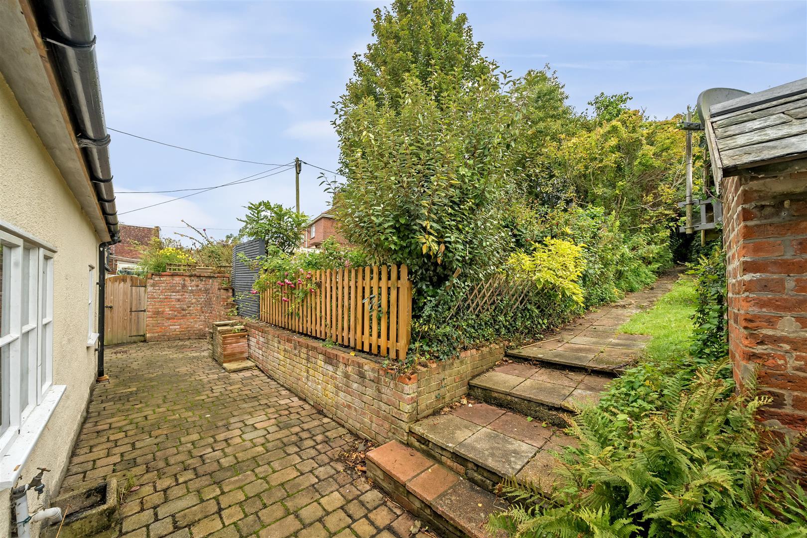 Property Image 9f0fc764-c224-4ab6-9288-42bce1c8efc2