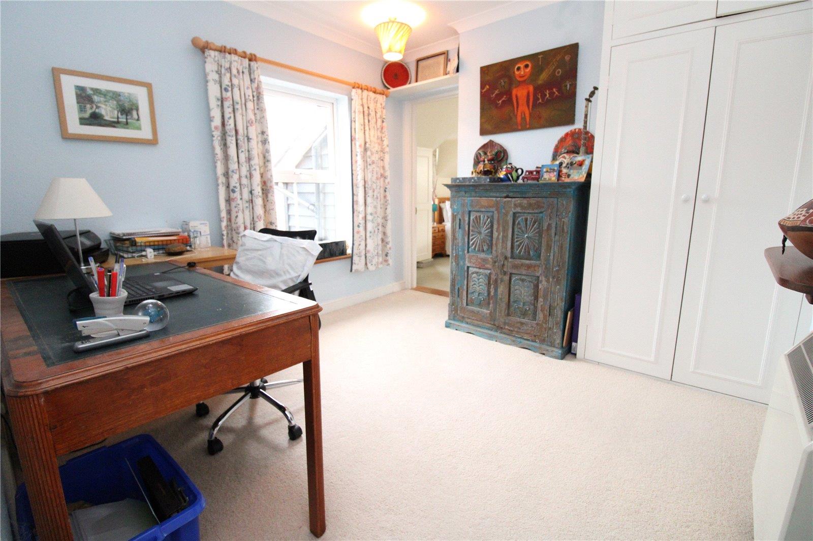 Property Image 9f18770c-4327-40b6-b9aa-005fbca8bb25