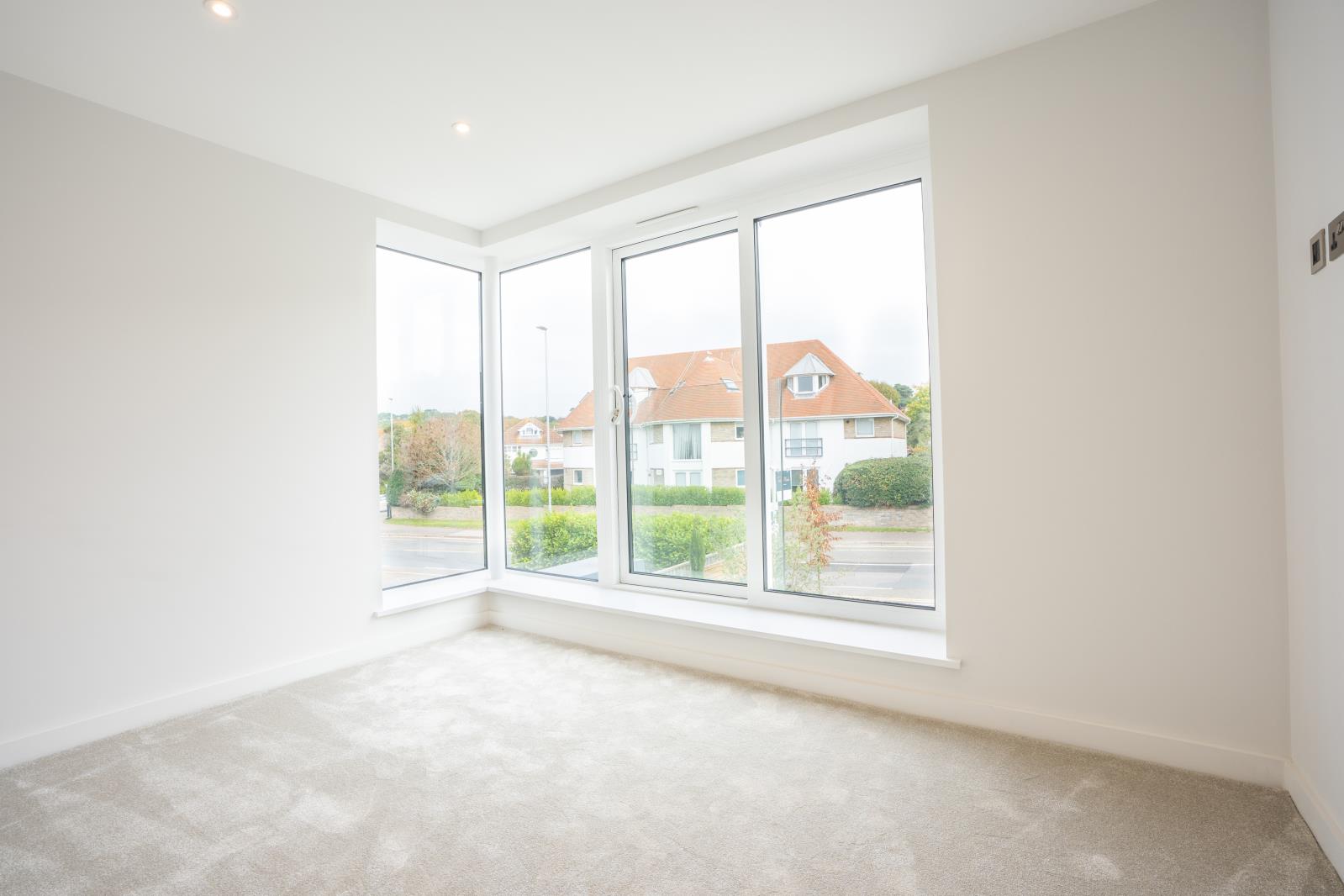 Property Image 9f1c2ef0-e6d2-489e-af44-2b2ad422a07e