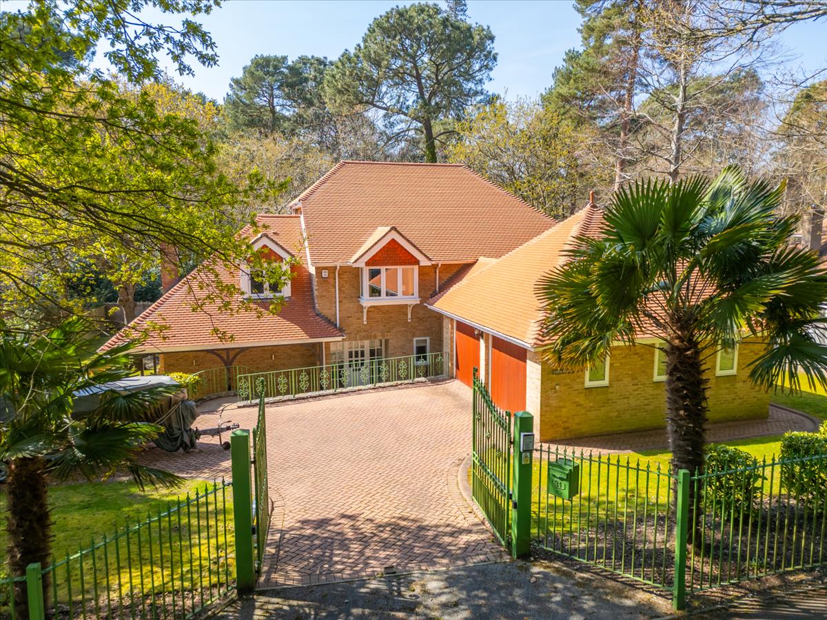Property Image 9f1ca521-fa66-4960-b038-7cf6c31e697c