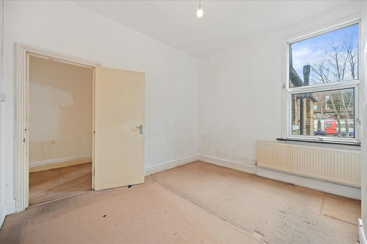 Property Image 9f34e1f8-b835-4240-bd70-a1c142f1a2e4