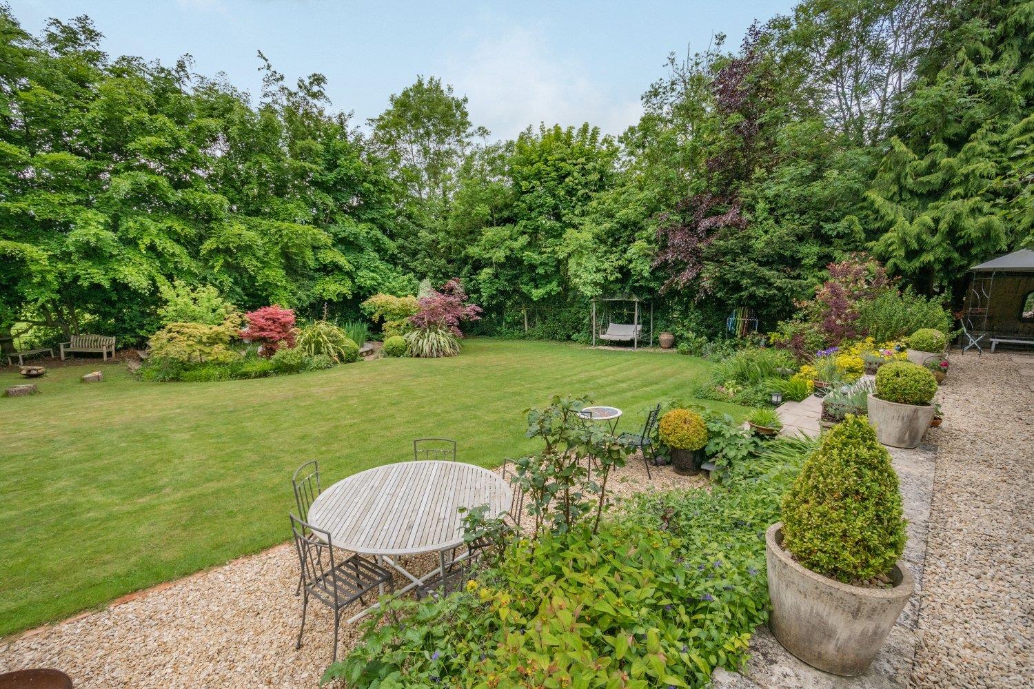 Property Image 9f44fcf7-a34d-40a2-9d23-c23f0bf36993