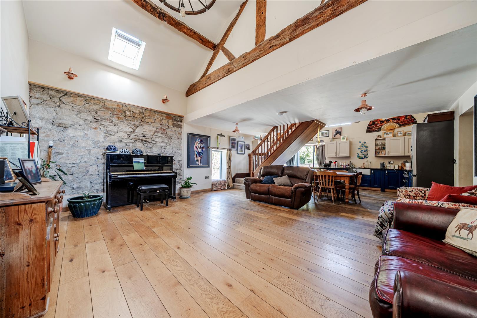 Property Image 9f460d7c-2acd-413e-bd9d-04da473a0feb