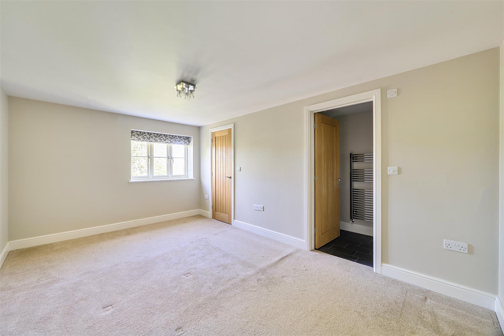 Property Image 9f4e182d-b776-492c-a764-05af93fe8141