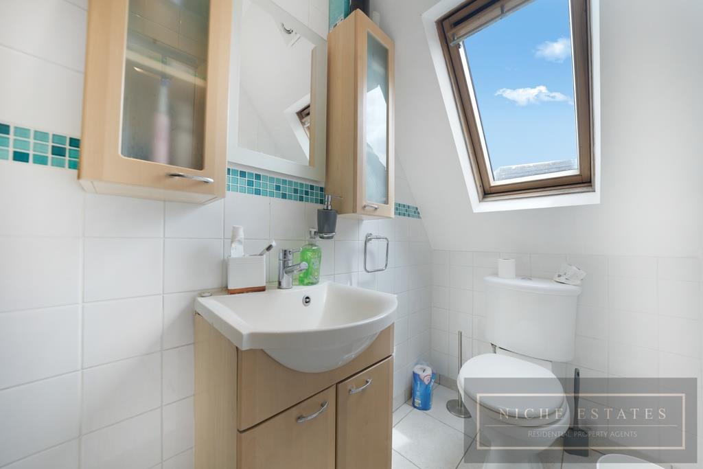 Property Image 9f530432-3179-4e94-8cc5-5369bf08e95c