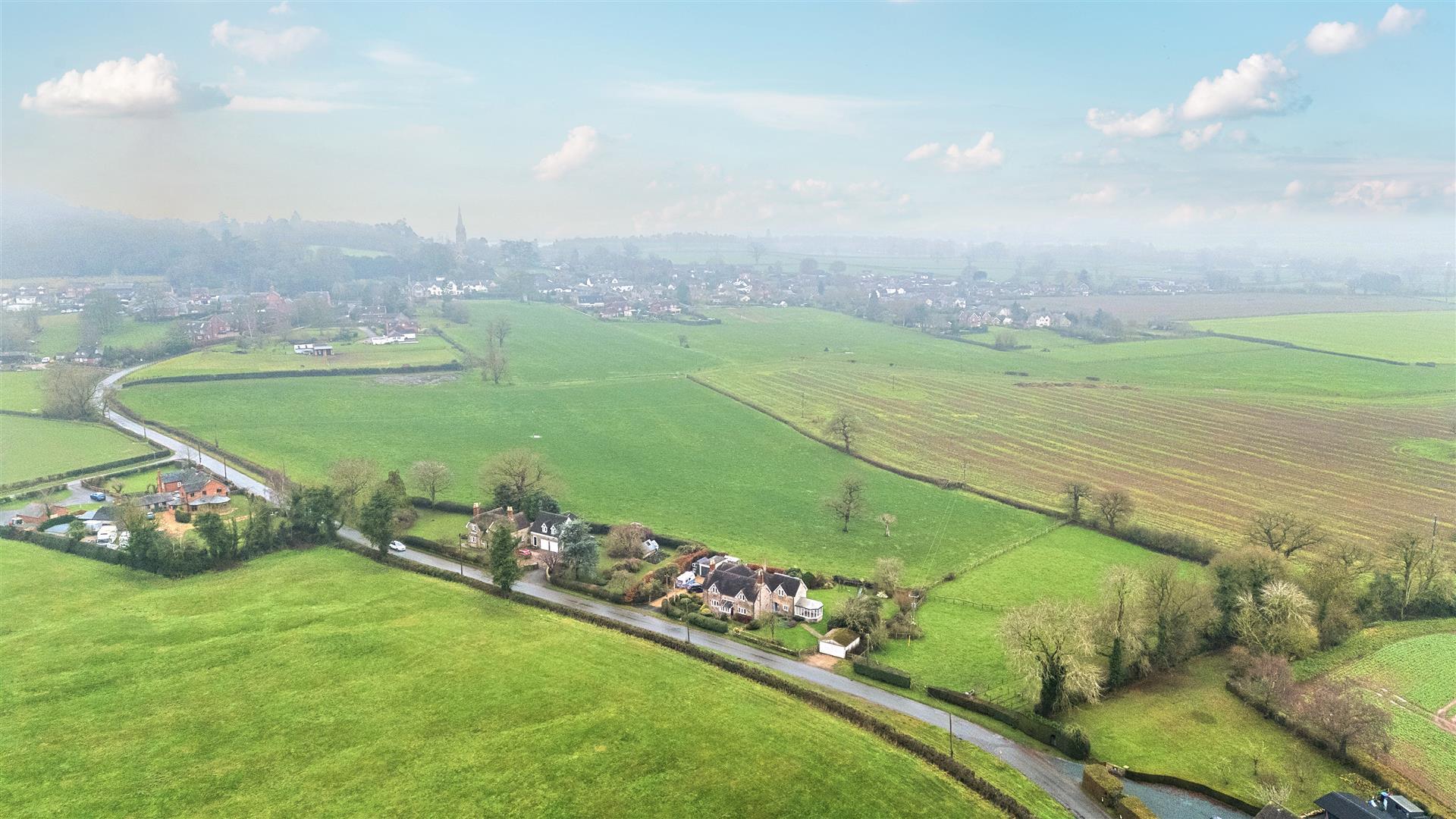 Property Image 9f5c7d1f-dc02-4b10-b16d-ba7a64289b16