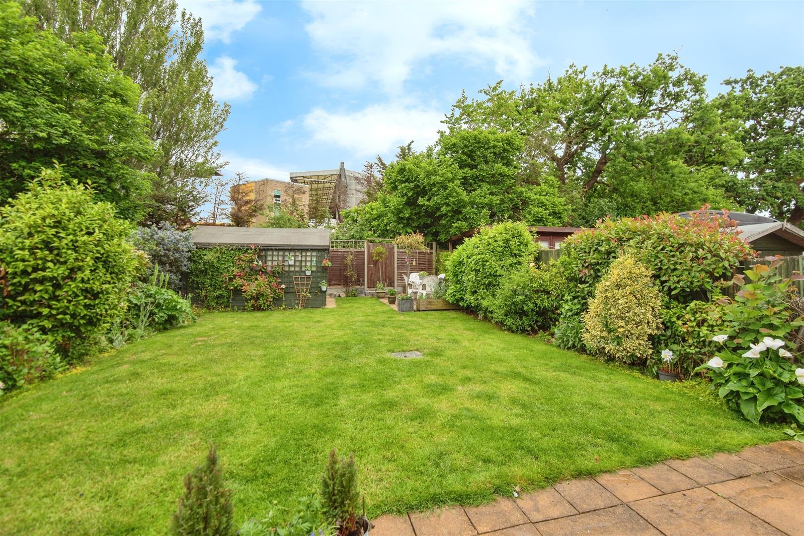 Property Image 9f63ac94-1408-4fe0-bd81-0535ea88e739