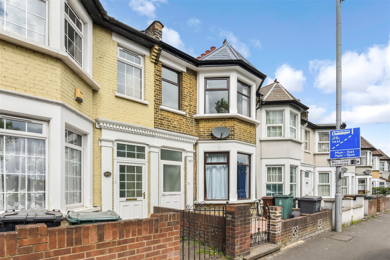 Property Image 9f64b4d1-09bb-4784-9f91-cb4c3bbc2c69