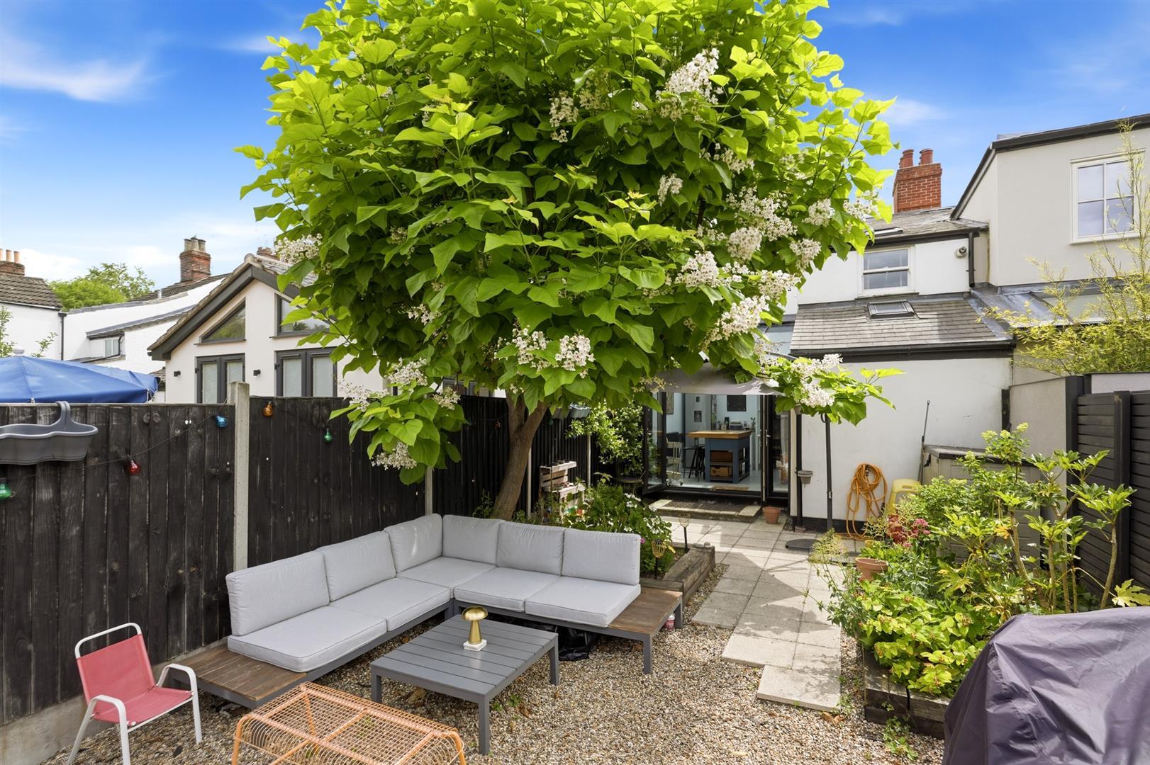 Property Image 9f651fb9-dc58-4c2e-9e43-d2d1fdf08fc1
