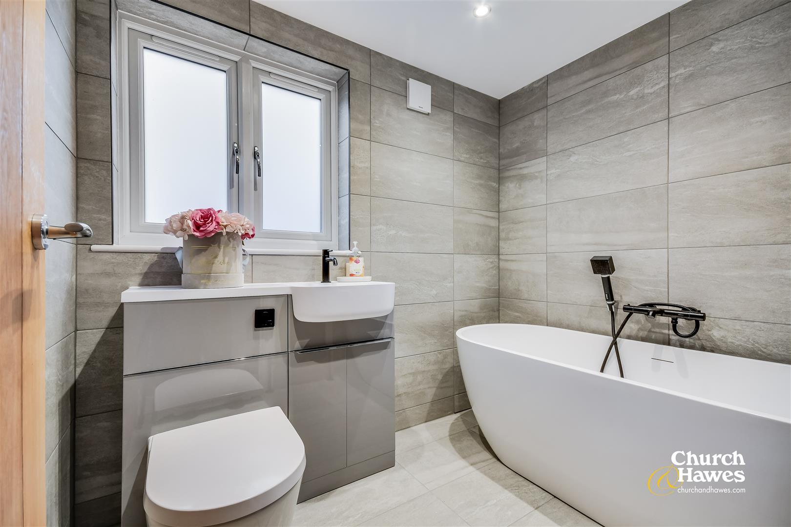 Property Image 9f7c6f71-b132-4923-b8d4-978a9148167f