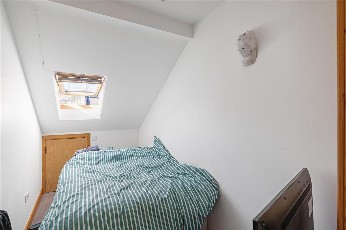 Property Image 9f8a2e54-44b0-4451-a140-a166640861a6