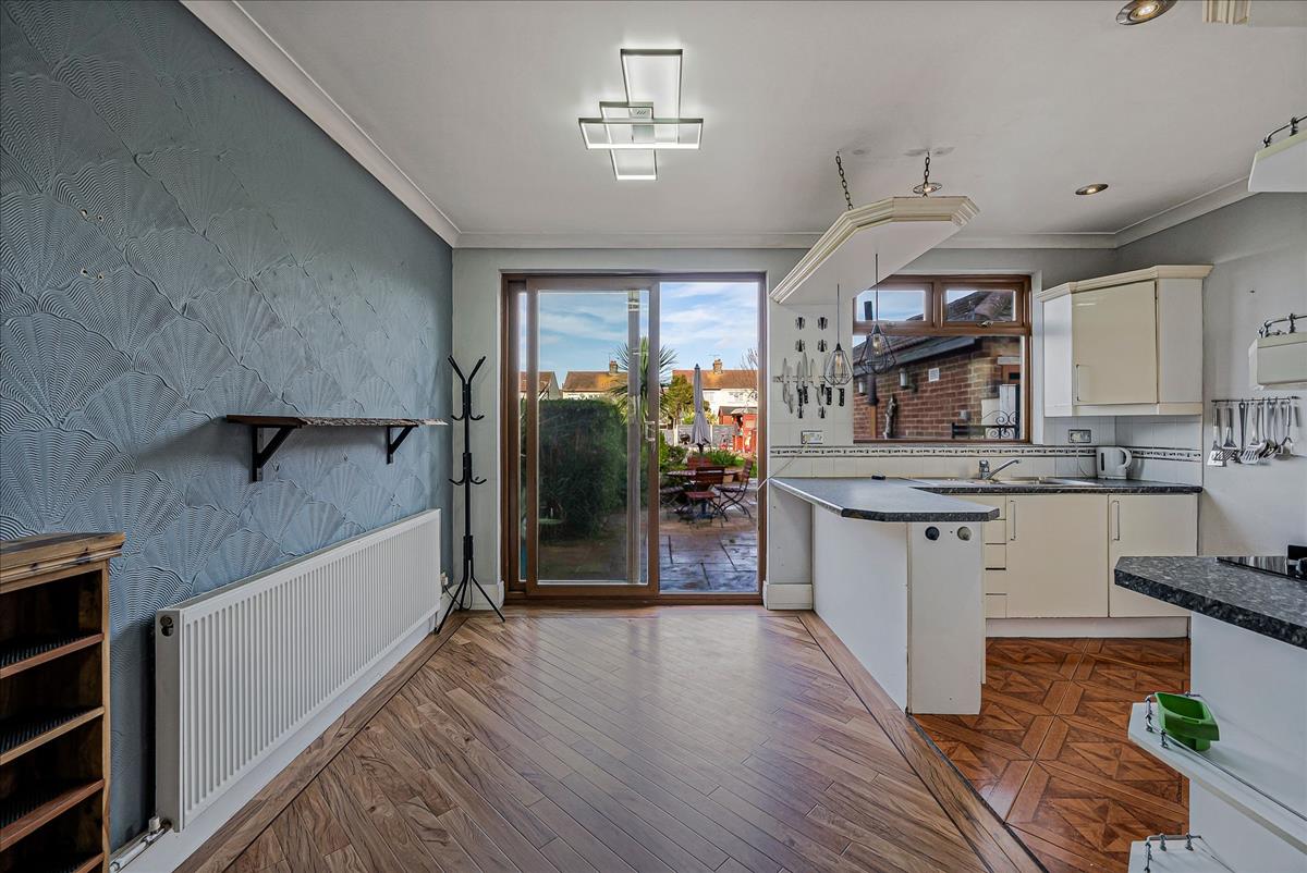 Property Image 9f8b4fcd-3b51-47c0-9226-9c0b6cacb02f