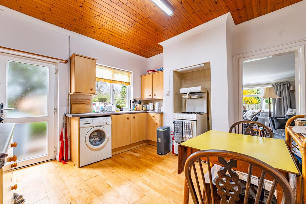 Property Image 9f9bdf2c-4d48-4018-914c-d9598b8ef32f