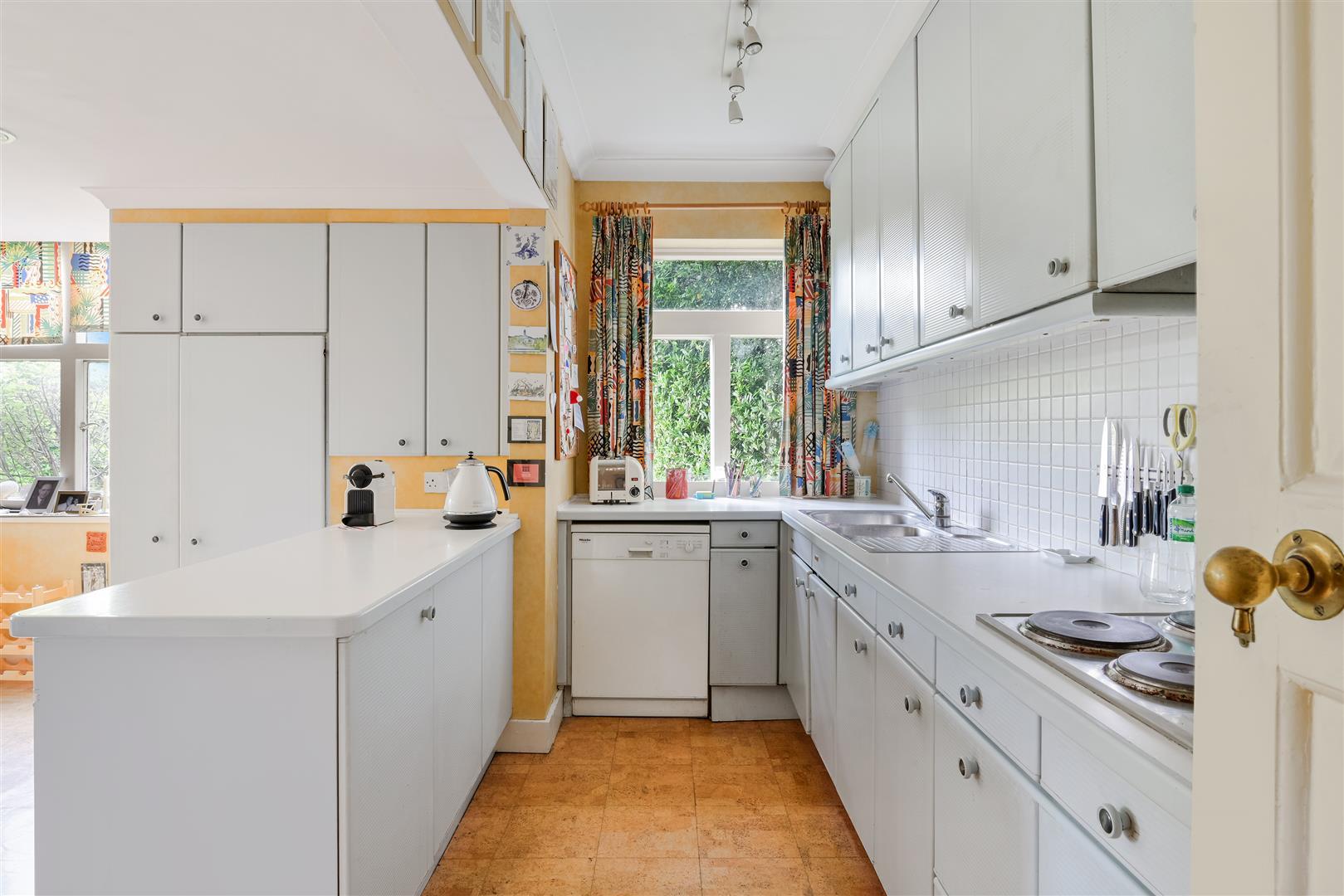 Property Image 9fa3e34c-bfc3-4f31-af35-54f760281fc6