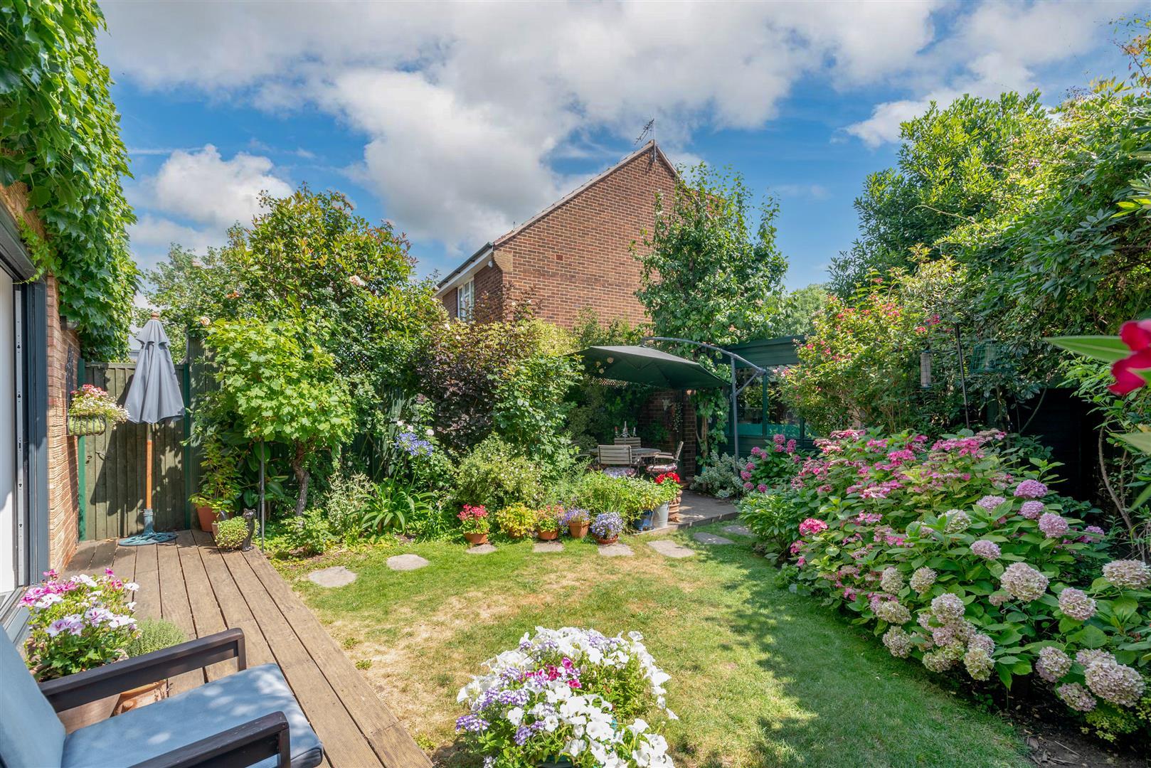 Property Image 9fc9773e-fb18-4b31-ba0e-8dfd2a7fe24c