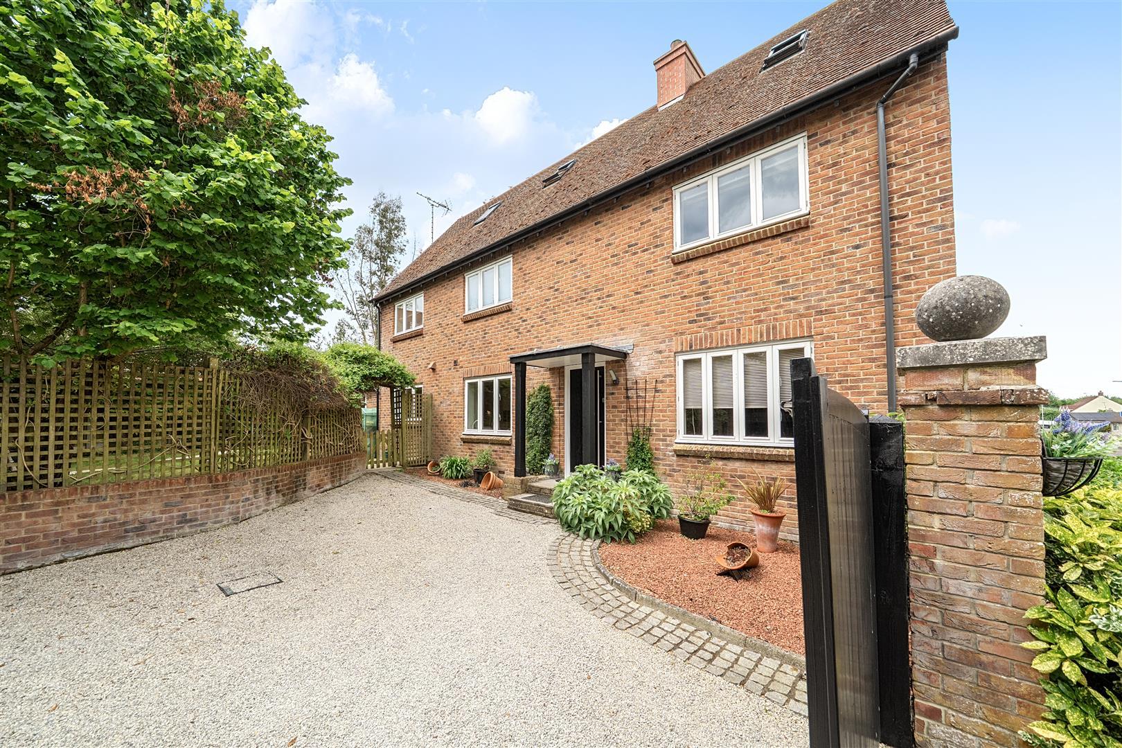 Property Image 9fd2ef7b-14cf-4dfc-8bd9-e8e175951426